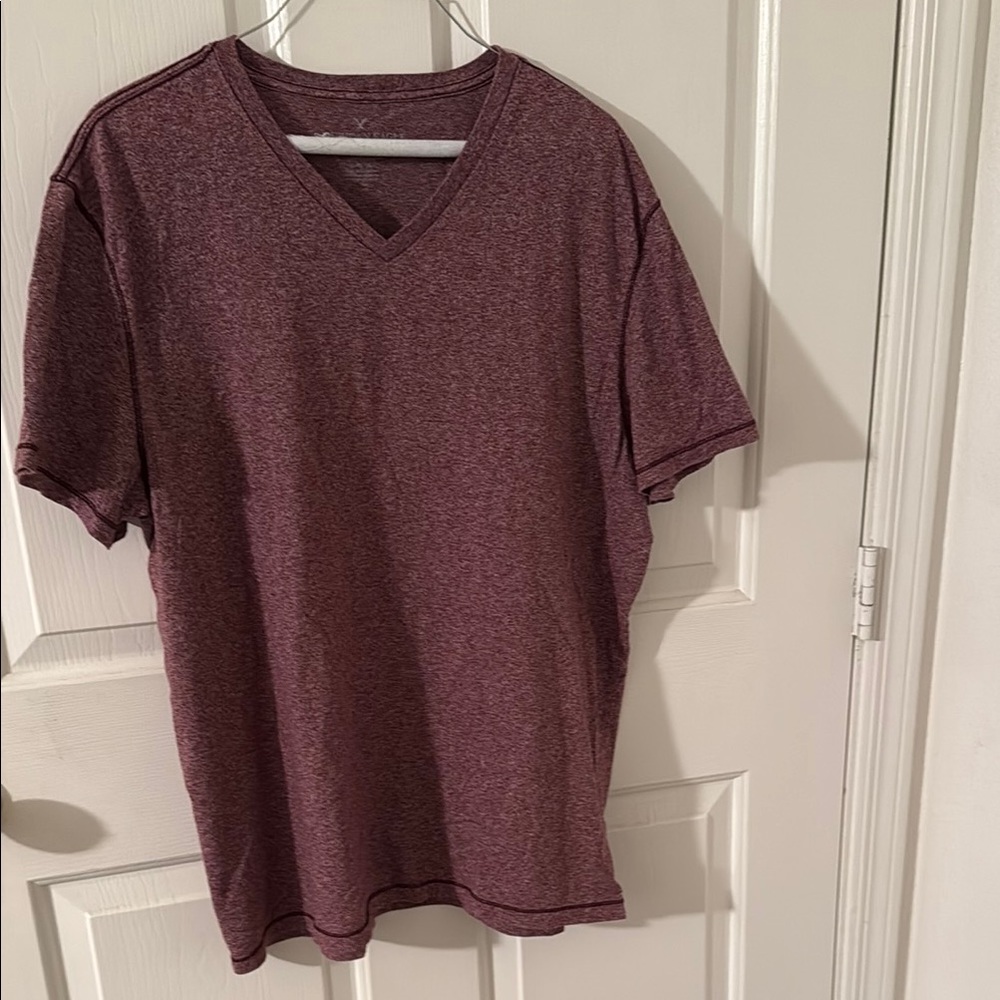 American Eagle Outfitters Red Short Sleeve Tee